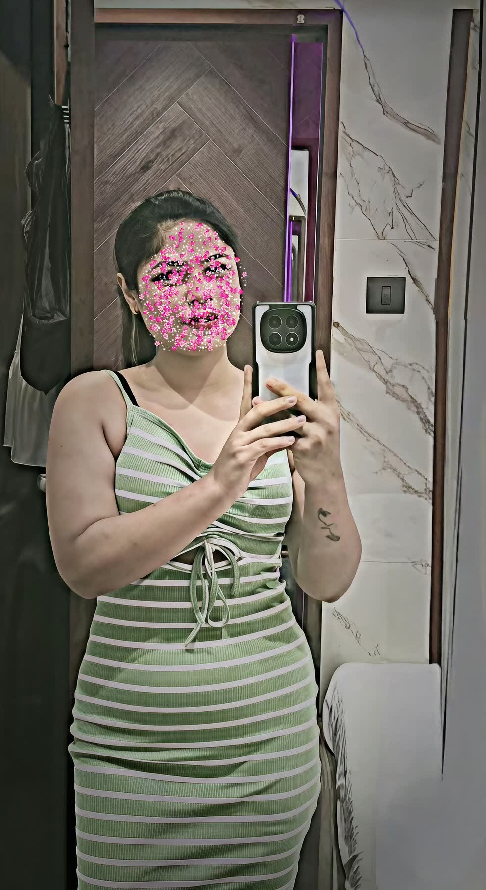 Electronic city escort service